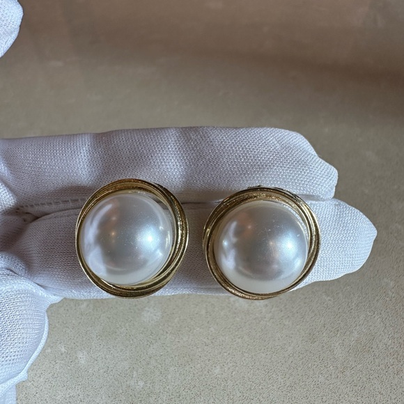 Zara Gold and White Pearl Earrings - Picture 3 of 4